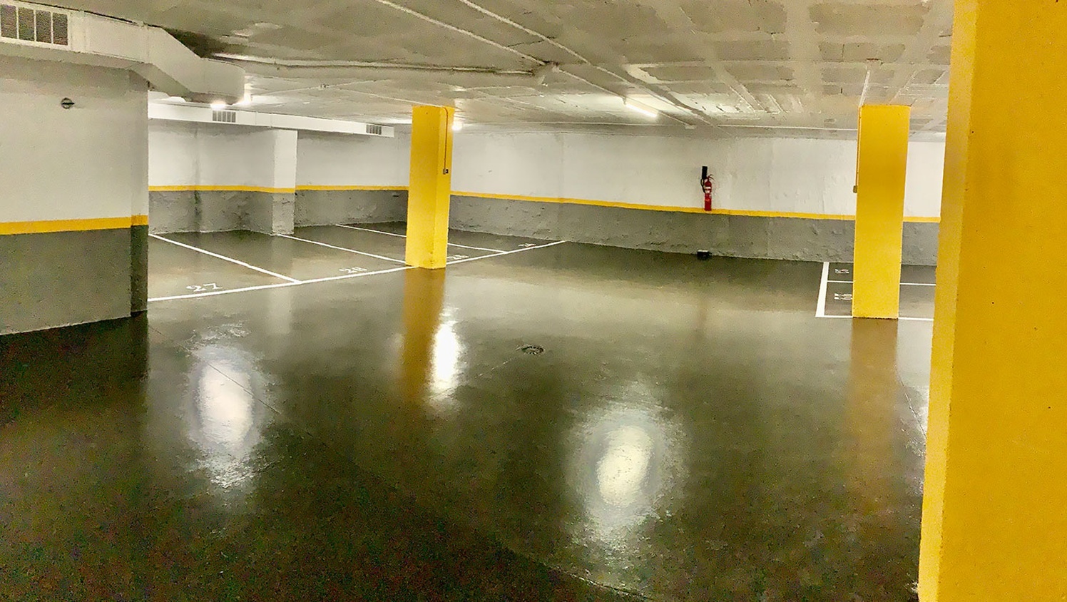 Parking C/. Doctor Roux, 90-94, Barcelona